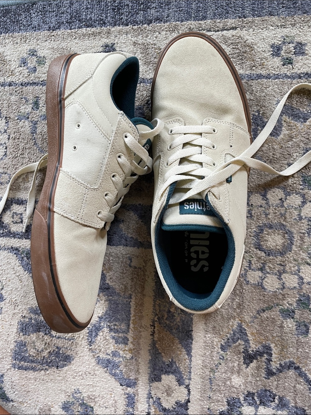Etnies men’s Barge LS white/green/gum shoes size 12
